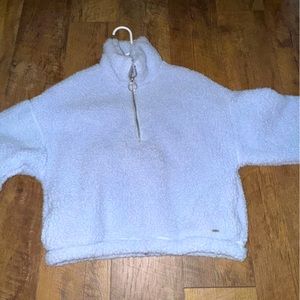 Hollister Sherpa cropped pullover